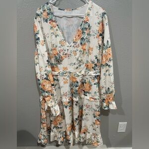 Floral V-Neck Long Sleeve Dress